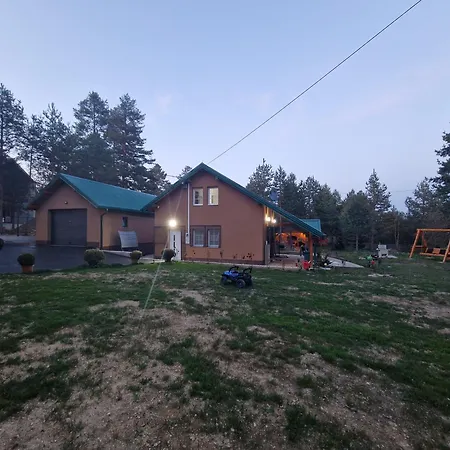 Domek alpejski Planinska Kuca Nisicka Visoravan Sarajewo